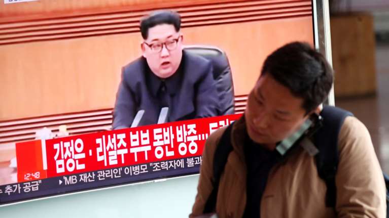 Η Ιαπωνία καλεί Βόρεια Κορέα - το συζητάει ο Κιμ