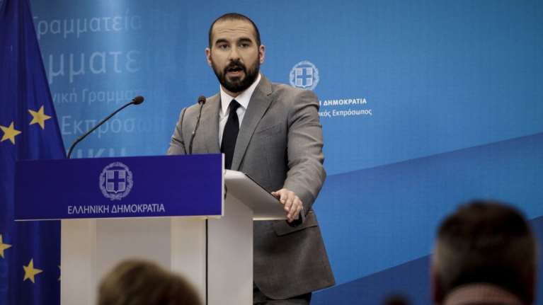 Κάλυψη Τζανακόπουλου στις δηλώσεις Καμμένου για την Τουρκία και το 1821