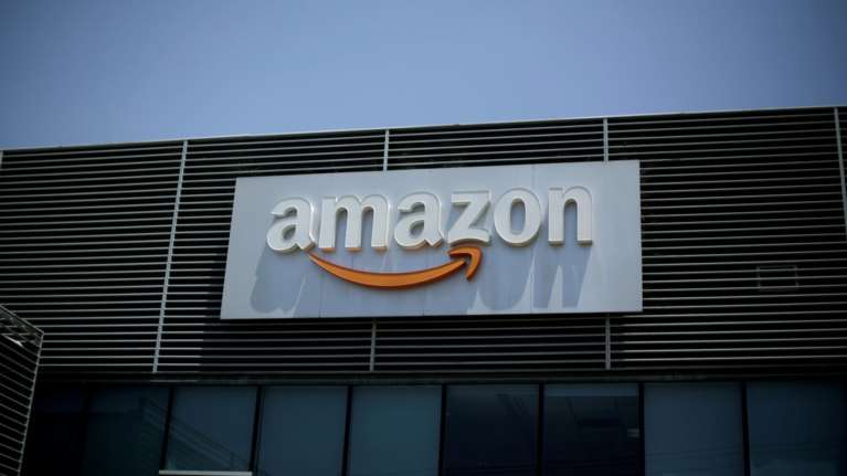 Νέα επίθεση Τραμπ κατά της Amazon