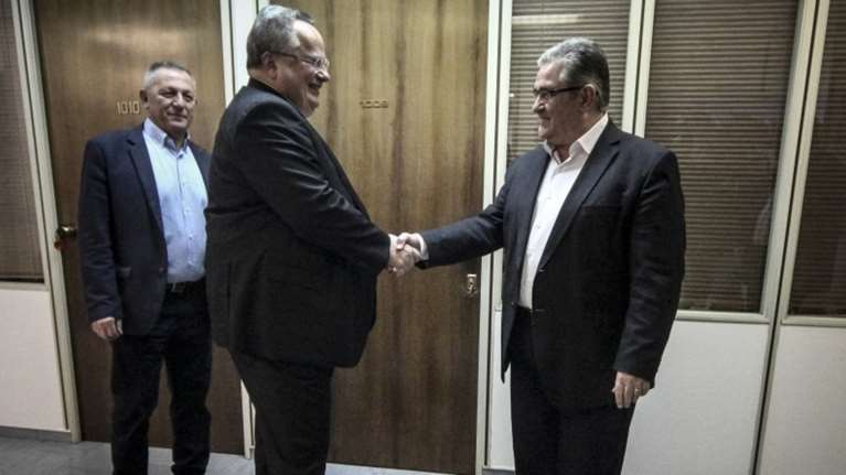 Δεν έκαναν δηλώσεις Κοτζιάς - Κουτσούμπας μετά τη συνάντηση