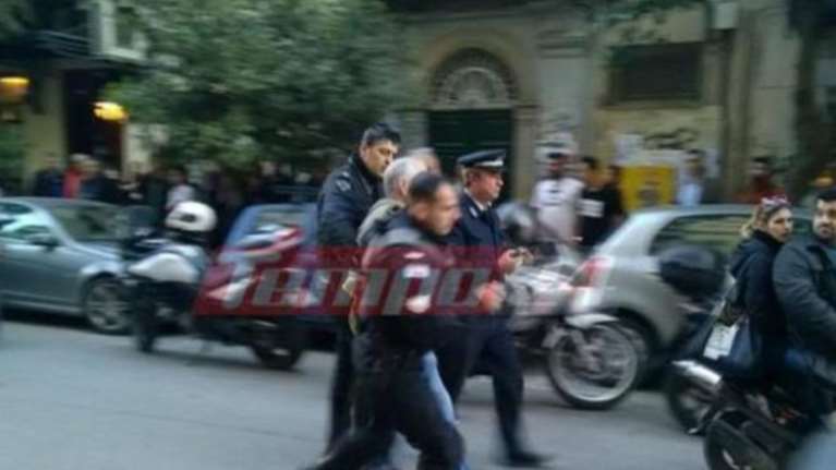Πάτρα: Του πήραν τις πινακίδες και χτύπησε αστυνομικό