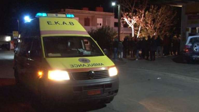 Αιματηρή συμπλοκή στο hotspot Θερμοπυλών-Μαχαιρώθηκε Ιρακινός