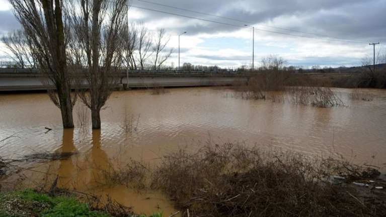 Ψάχνουν γυναίκα &amp; τρία παιδιά στον Έβρο - Προσπάθησαν να περάσουν το ποτάμι