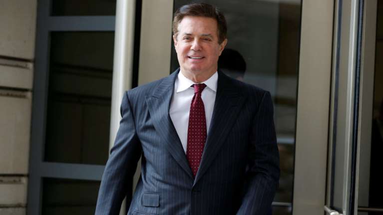 Ερευνα για 5 τηλεφωνικούς αριθμούς του Μάναφορτ