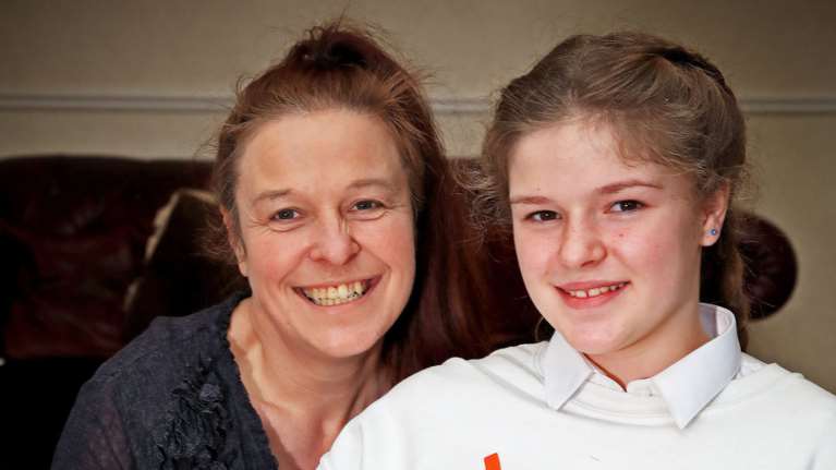 Στον βασιλικό γάμο 12χρονη επιζήσασα της επίθεσης στο Μάντσεστερ