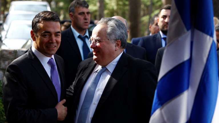 Σε εξέλιξη η συνάντηση Κοτζιά-Ντιμιτρόφ στην Αχρίδα