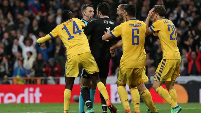 Το &quot;αυστηρό&quot; πέναλτι του Όλιβερ που έσωσε τη Ρεάλ (βίντεο)