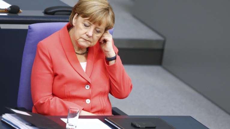 Μέρκελ: Το Βερολίνο δεν θα μετάσχει σε οποιαδήποτε πλήγματα στη Συρία
