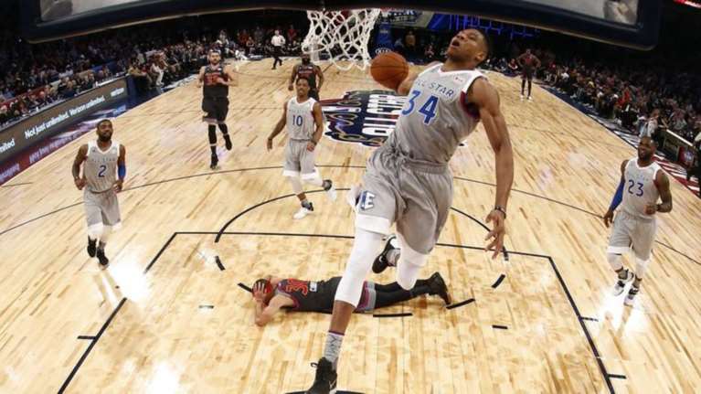 FAZ: «Η ιδιαίτερη ιστορία του Greek Freak»