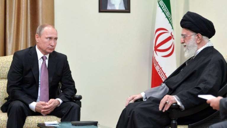 Πούτιν: Εχθρική πράξη - Χαμεϊνί: Εγκληματίες Τραμπ, Μακρόν και Μέι