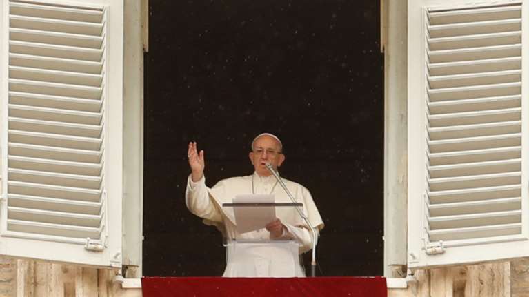 Ιδιαίτερα ενοχλημένος ο Πάπας με όσα συμβαίνουν στη Συρία