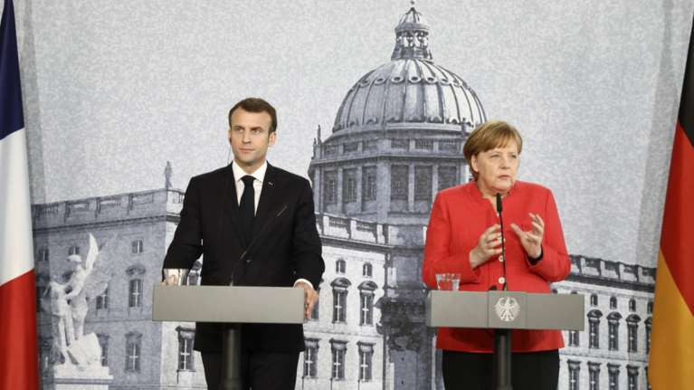 Τι συμφώνησαν Μέρκελ και Μακρόν στη συνάντηση στο Βερολίνο