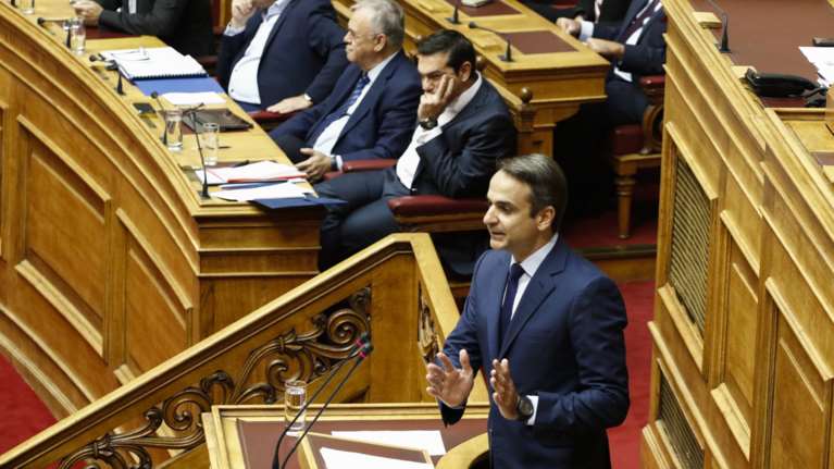 Κόντρα Κυβέρνησης - Μητσοτάκη για τις επενδύσεις