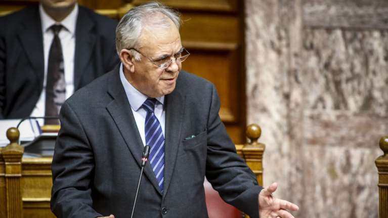 Αντιπαράθεση Δραγασάκη - Μπακογιάννη για τον εξωδικαστικό συμβιβασμό