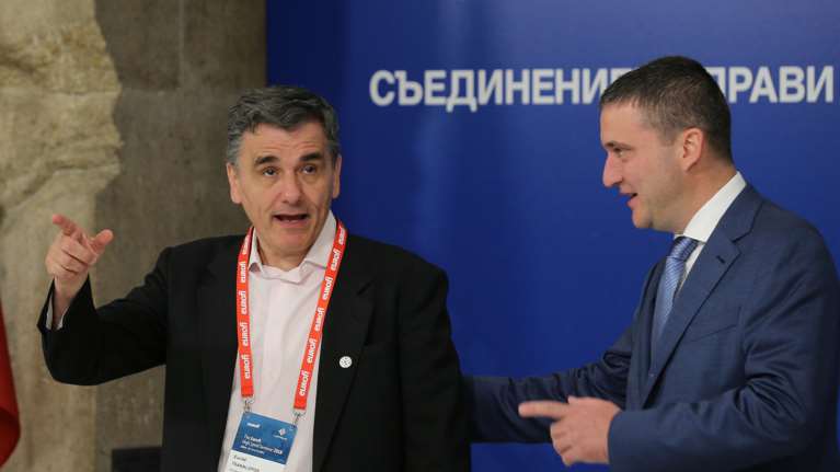 Ενισχυμένη εποπτεία μετά το μνημόνιο - Μάιο έρχονται οι θεσμοί