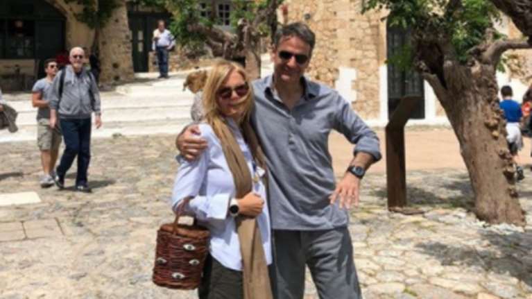 Η φωτογραφία Κυριάκου - Μαρέβας στη Μονεμβασιά