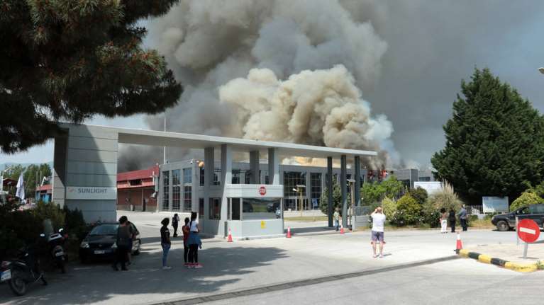 Εσβησε η φωτιά στο εργοστάσιο στην Ξάνθη-Μέτρα προστασίας των κατοίκων