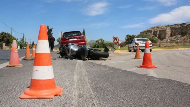 Νεκρός αστυνομικός σε τροχαίο στη Θεσσαλονίκη
