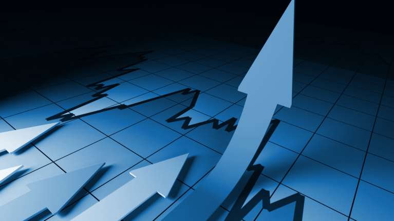 ΙΟΒΕ: Ισχυρή άνοδος του δείκτη οικονομικού κλίματος τον Μάιο, σε επίπεδο προ πανδημίας