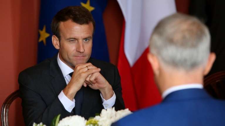 Το γλωσσικό ολίσθημα του Μακρόν που επισκίασε τις επαφές και έγινε viral