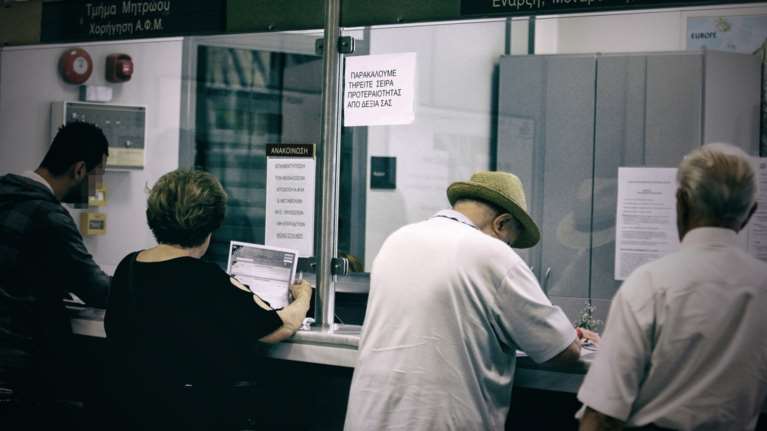 Μείωση του γενικού αφορολόγητου ορίου προτείνει ο ΣΕΒ