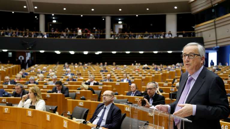 Προϋπολογισμός ΕΕ: Τριπλασιασμός δαπανών για τη μετανάστευση και την άμυνα