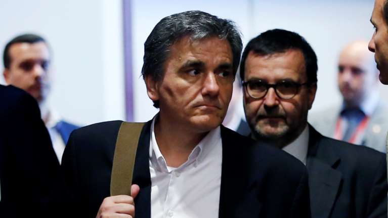 Τσακαλώτος για περικοπές συντάξεων: Κάθε πράγμα στην ώρα του