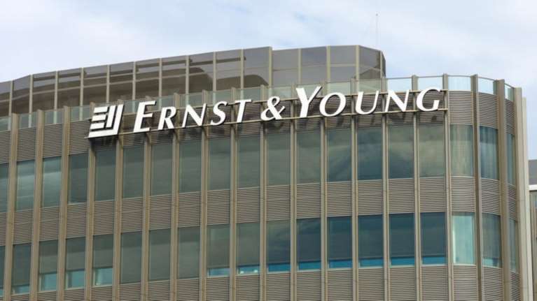 Εrnst &amp; Young: Αυξήθηκε η αξία  συγχωνεύσεων και εξαγορών στην Ελλάδα