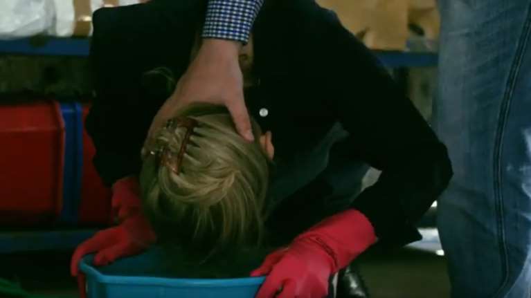 Το νέο σποτ του Μαξίμου για τις εργασιακές σχέσεις