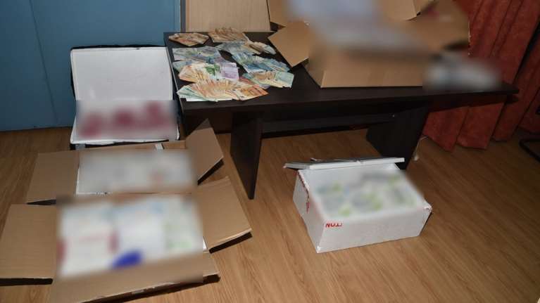 Οργή των συλλόγων καρκινοπαθών για τη «μαφία των φαρμάκων»