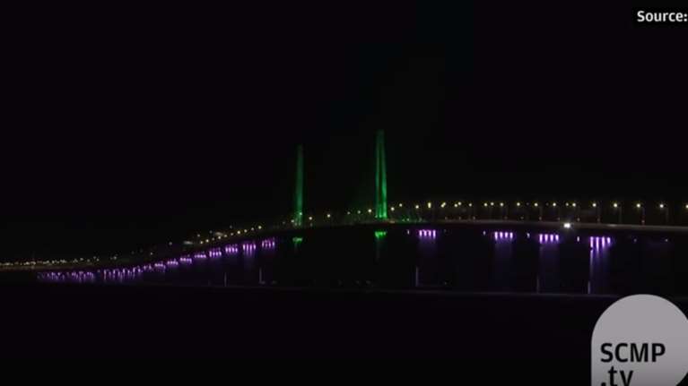 Η μεγαλύτερη θαλάσσια γέφυρα στον κόσμο