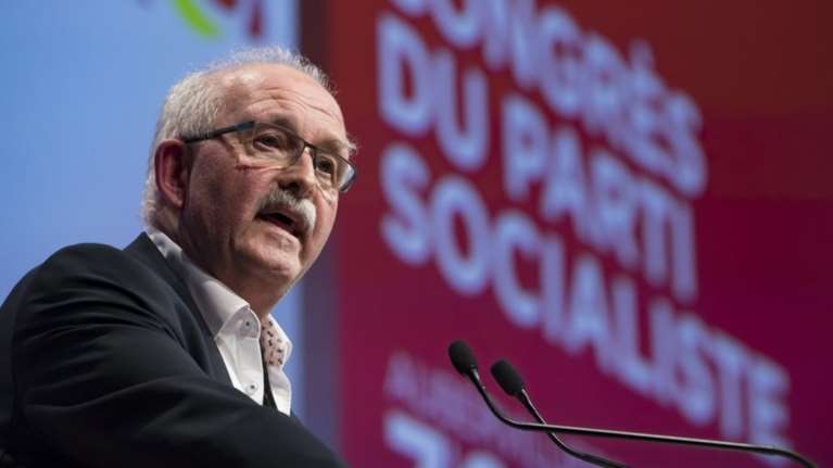 Μπούλμαν: ΠΑΣΟΚ - Ποτάμι να απομακρυνθούν από τη ΝΔ