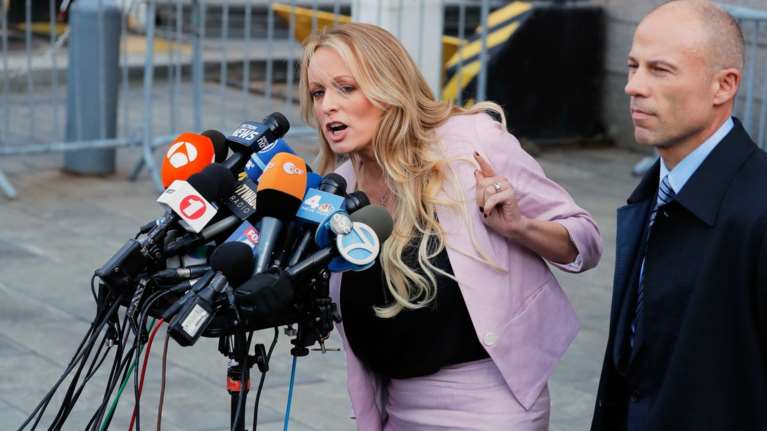 Από ρώσο ολιγάρχη έπαιρνε λεφτά ο δικηγόρος του Τραμπ