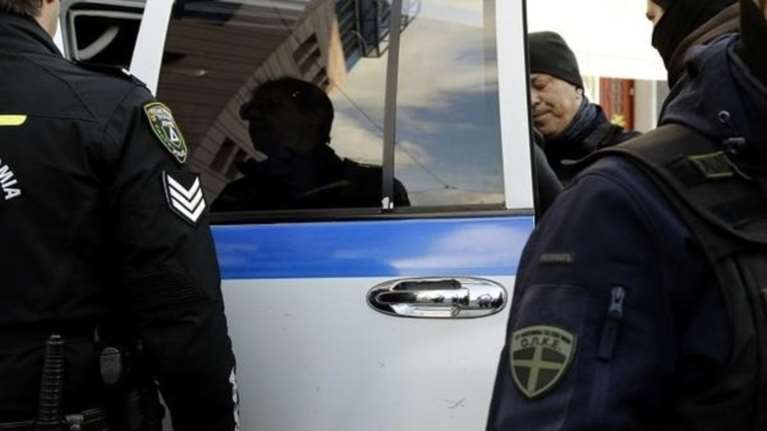 Κρατούσαν &quot;αιχμάλωτους&quot; 50 αλλοδαπούς και εκβίαζαν συγγενείς τους