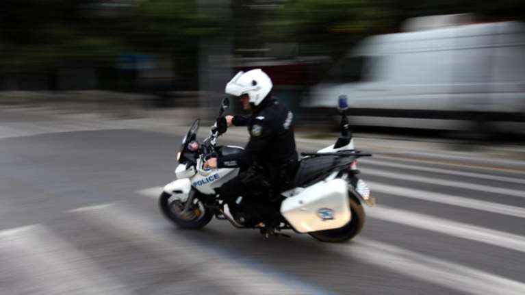 Κρατούμενοι απέδρασαν μέσα από πλοίο στο λιμάνι του Πειραιά