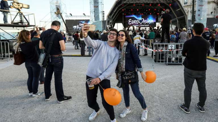 Πόσες χιλιάδες ευρώ κοστίζει (υποχρεωτικά) η συμμετοχή στη Eurovision;