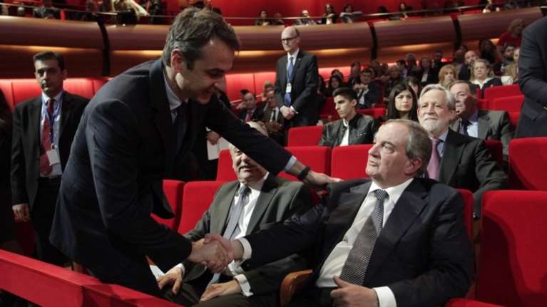 Συνάντηση Μητσοτάκη-Καραμανλή στη Θεσσαλονίκη