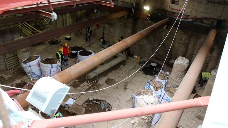 Όταν το μετρό της Θεσσαλονίκης γίνεται φρεάτιο