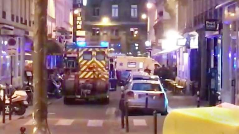 Παρίσι: Eπίθεση με μαχαίρι με ένα νεκρό- Νεκρός και ο δράστης