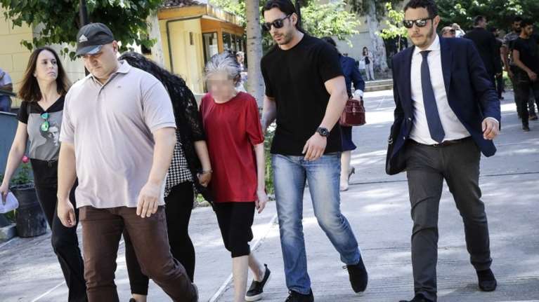 Τραγωδία στην Πετρούπολη: Σοκ από τις καταθέσεις της 19χρονης &amp; της μητέρας