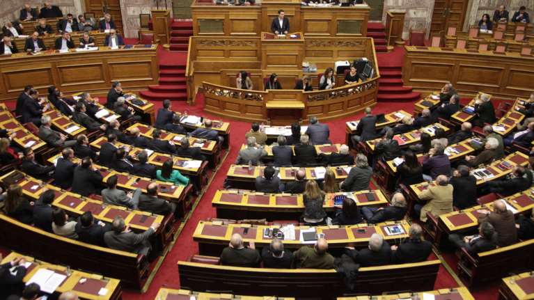 Υπερψηφίστηκε επί της αρχής το ν/σ για το άσυλο