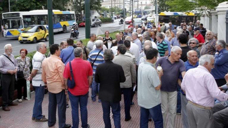 Νέα διαμαρτυρία συνταξιούχων έξω από το ΣτΕ