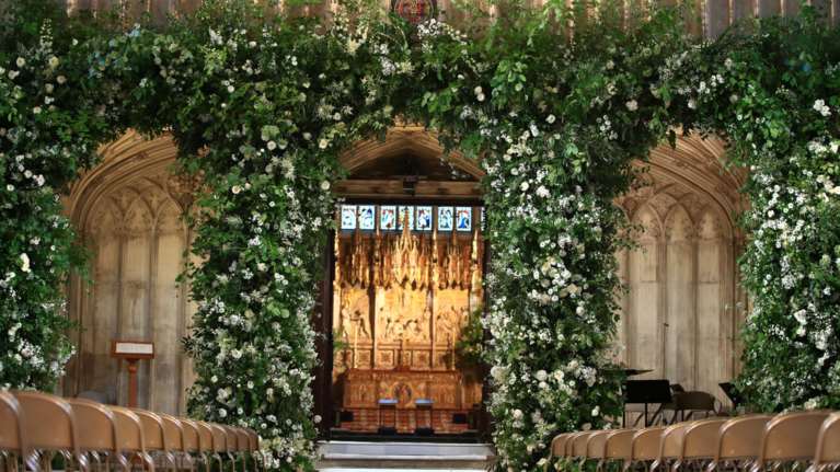 «Ο κήπος της Νταϊάνα» στο Ουίνδσορ: Δείτε τον υπέροχο νυφικό στολισμό