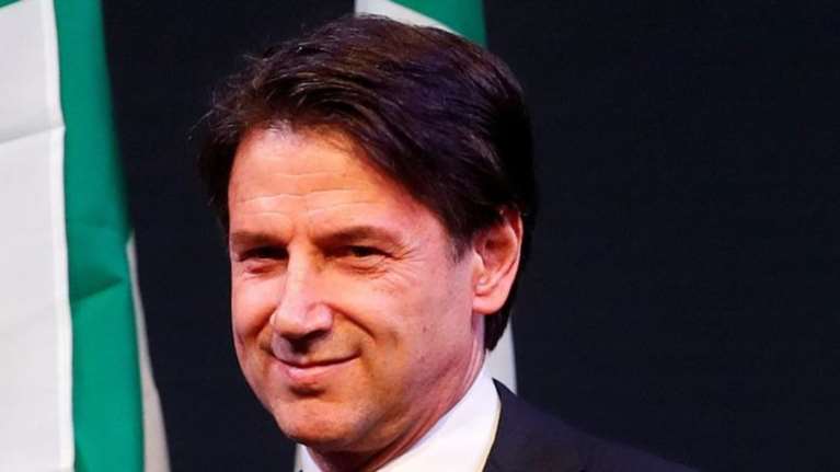 Σάλος στην Ιταλία: Ο Τζουσέπε Κόντε έχει πει ψέμματα για το βιογραφικό του;