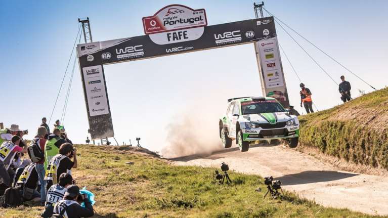 Τρίτη νίκη στη σειρά για τη Fabia R5 και Πόντους Τίντεμαντ στην Πορτογαλία