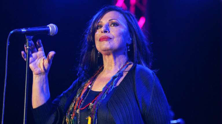 Το τρυφερό αντίο της Χάρις Αλεξίου στον Χάρρυ Κλυνν