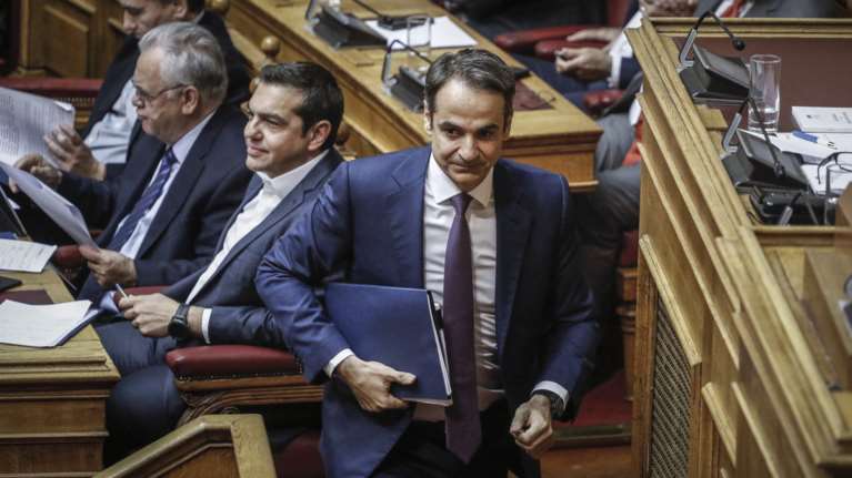 Οι νέες διαχωριστικές γραμμές με το βλέμμα στην επόμενη μέρα