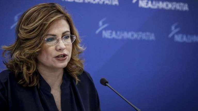 Σπυράκη για Σκοπιανό: Αδιανόητο να παραδίδουμε τα διαπραγματευτικά μας όπλα