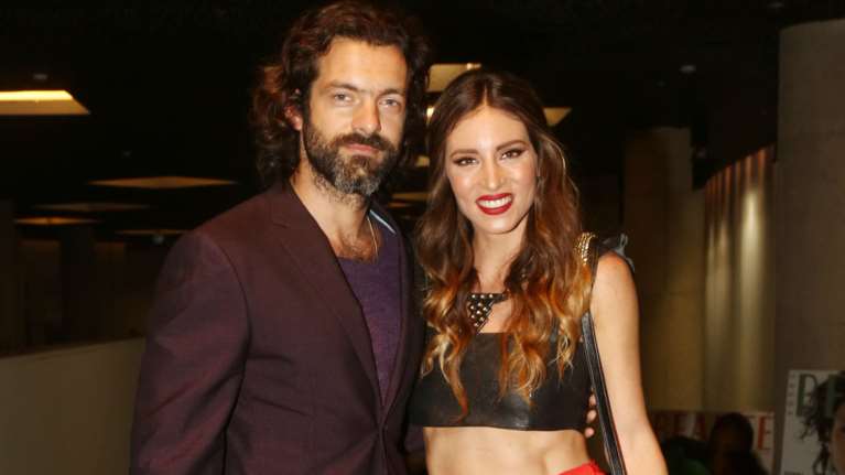 Βάζει νυφικό η Οικονομάκου- Θρησκευτικός γάμος στη Μύκονο με τον Μιχόπουλο