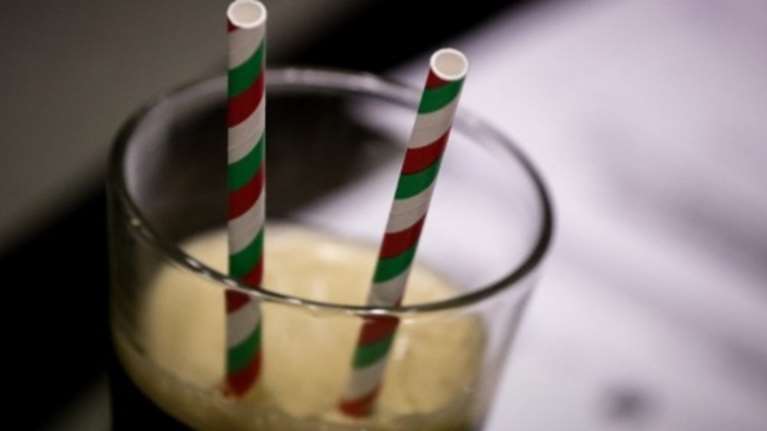 Αυτά είναι τα καλαμάκια που αντικαθιστούν τα πλαστικά